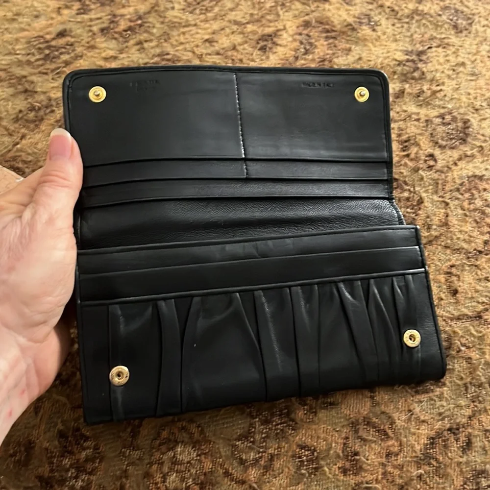 Prada Black Ruched Leather Continental Wallet with Gold Logo - Picture 2 of 4